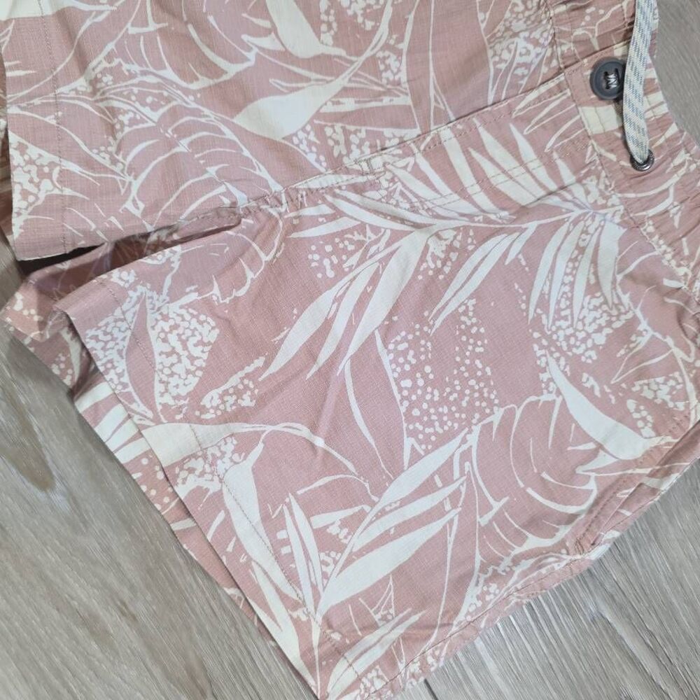 Vuori Tropical Ripstop Shorts - Picture 4 of 5
